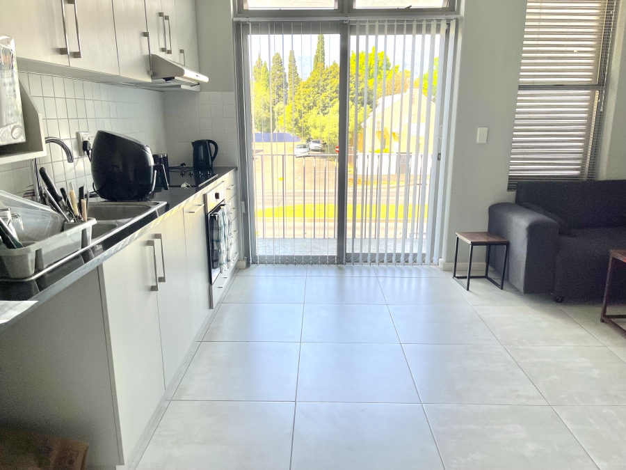 1 Bedroom Property for Sale in Hoog En Droog Western Cape